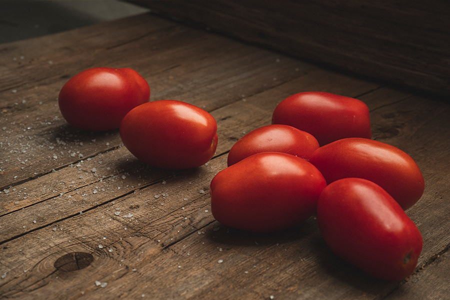 PF-Organic-Roma-Tomatoes